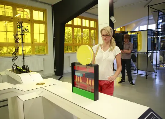 In den Technischen Sammlungen in Dresden Auf Klassenfahrt mit HEROLÉ: In den Technischen Sammlungen in Dresden.
