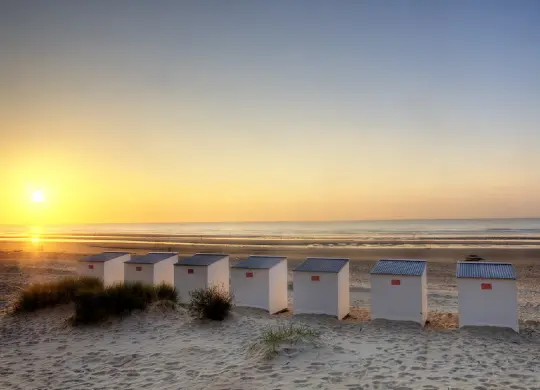 Ein traumhafter Blick auf die Nordseeküste bei einer Reise nach Brüssel Auf Klassenfahrt mit HEROLÉ: Genießen Sie diesen traumhaften Blick bei einem Ausflug an die Nordeseeküste