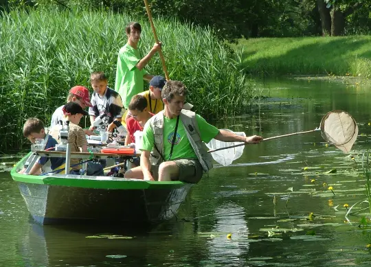 Auf Klassenfahrt mit HEROL&Eacute;: Aktionstag auf der Spree im Spreewald.