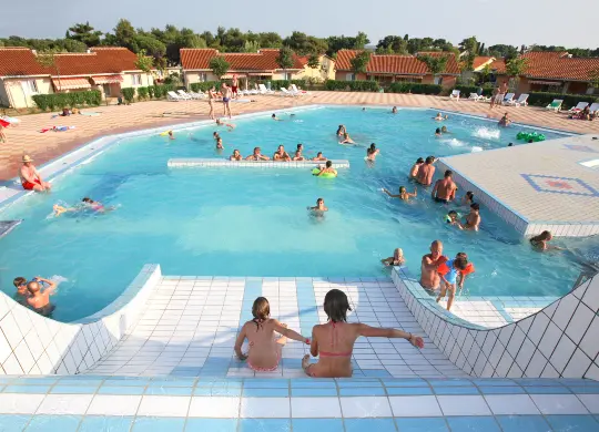 Auf Klassenfahrt mit HEROLÉ: Ferienanlage Bi-Village in Istrien.