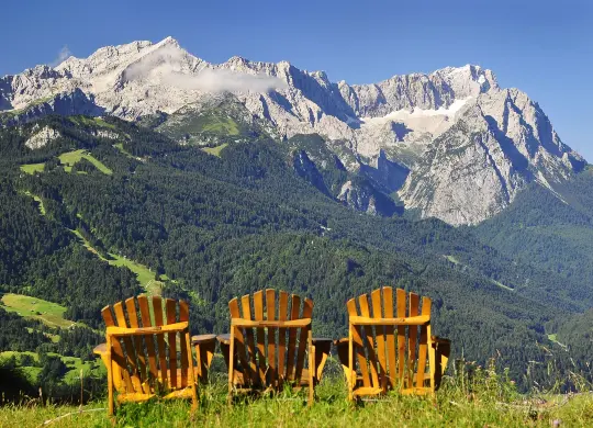 Auf Klassenfahrt mit HEROLÉ: Bergpanorama in Garmisch–Partenkirchen.