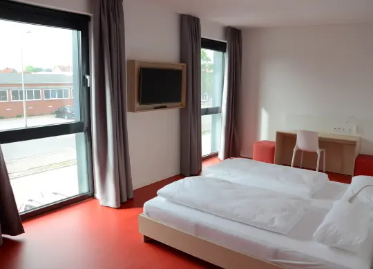 Auf Klassenfahrt mit HEROLÉ: Havenhostel Zimmer in Cuxhaven.