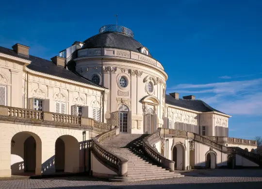 Schloss Solitude in Stuttgart Auf Klassenfahrt mit HEROLÉ: Schloss Solitude in Stuttgart.
