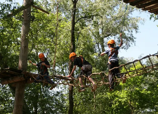 Auf Klassenfahrt mit HEROLÉ: Heinopark - Hochseilgarten in Zwolle