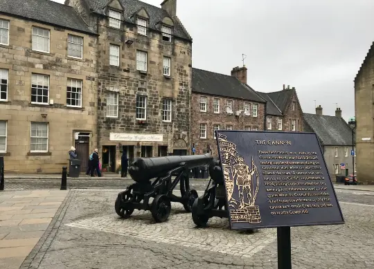 Auf Klassenfahrt mit HEROL&Eacute;: Rundreise Schottland Stirling Castle