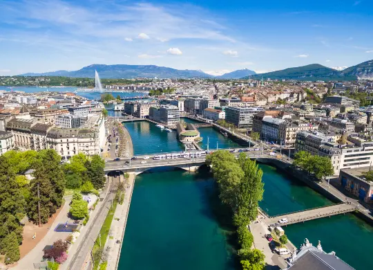 Auf Klassenfahrt mit HEROLÉ: Blick auf die Innenstadt von Genf