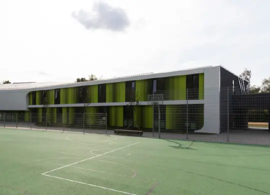 Auf Klassenfahrt mit HEROLÉ: Außenanlage der DJH Bayreuth in der Fränkischen Schweiz