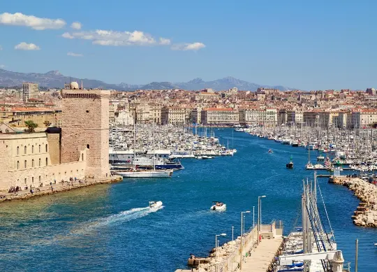 Alter Hafen von Marseille Auf Klassenfahrt mit HEROLÉ: Alter Hafen von Marseille