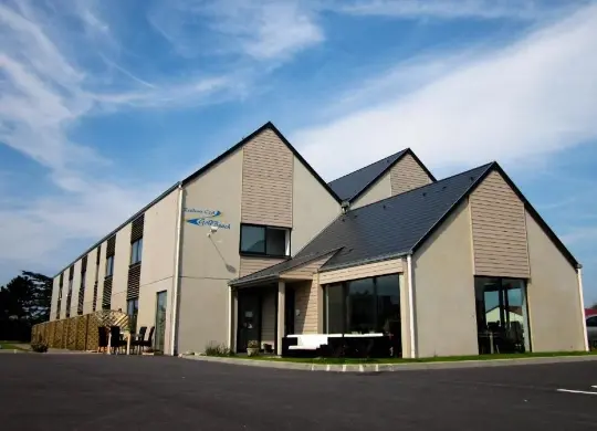 Auf Klassenfahrt mit HEROLÉ: Gold Beach Hotel Asnelles in der Normandie