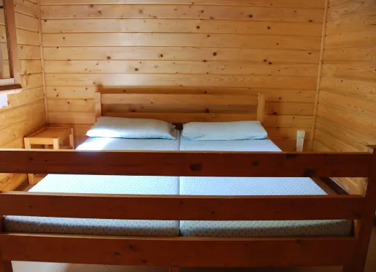 Auf Klassenfahrt mit HEROLÉ: Zimmerbeispiel Camping Europa in der Toskana