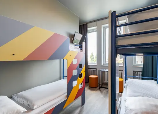 Auf Klassenfahrt mit HEROLÉ: 4-Bett-Zimmer im a&o Hostel Aachen
