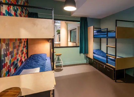 Auf Klassenfahrt mit HEROLÉ: Mehrbettzimmer im Stayokay Hostel Utrecht Centrum