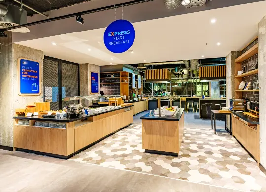 Auf Klassenfahrt mit HEROLÉ: Leckeres Frühstück im Holiday Inn Express Dresden Zentrum