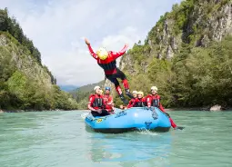 Auf Klassenfahrt mit HEROLÉ: Rafting Area 47 in Tirol