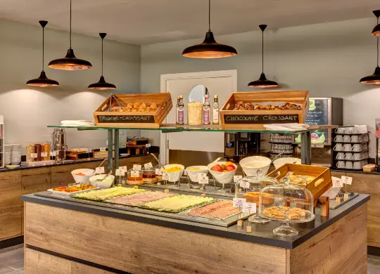 Auf Klassenfahrt mit HEROLÉ: Frühstücksbuffet MEININGER Hotel Lambrate