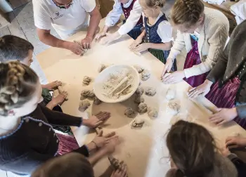 Markus Wasmeier Freilichtmuseum Deutschland Auf Klassenfahrt mit HEROLÉ: Markus Wasmeier Freilichtmuseum Deutschland