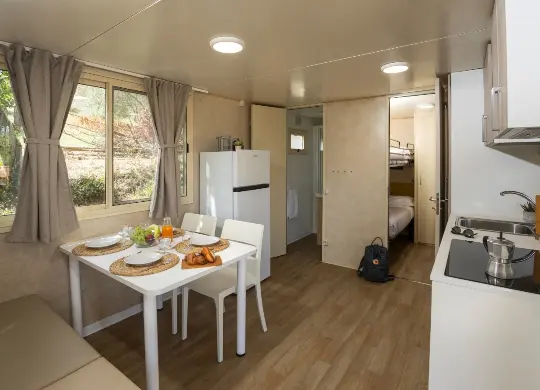 Auf Klassenfahrt mit HEROLÉ: Beispiel eines Mobilhomes im hu Firenze Certosa Camping bei Florenz