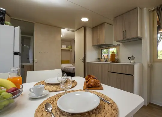 Auf Klassenfahrt mit HEROLÉ: Beispiel eines Mobilhomes im hu Firenze Certosa Camping bei Florenz