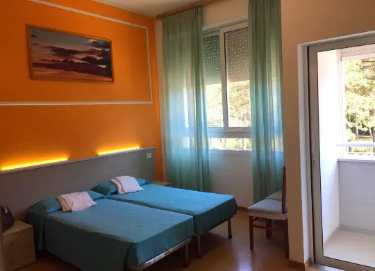Auf Klassenfahrt mit HEROLÉ: Zimmerbeispiel Bella Italia EFA Village in Venetien