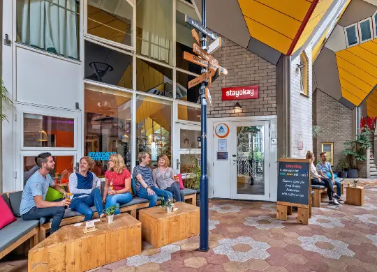 Auf Klassenfahrt mit HEROLÉ: Stayokay Hostel Rotterdam