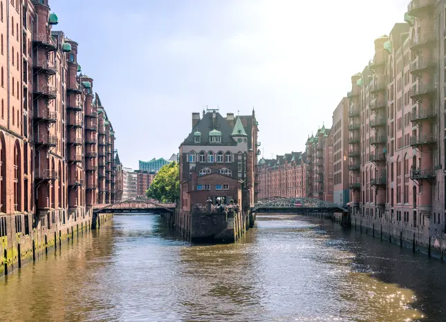 Hamburg Auf Klassenfahrt mit HEROLÉ: Hamburg