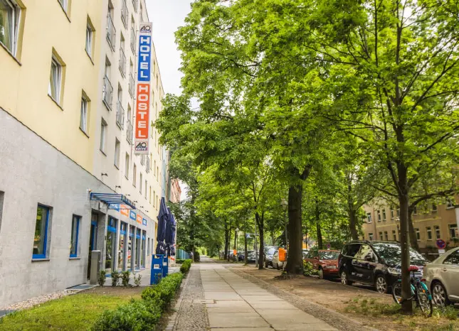 A&O Hauptbahnhof B4 in Berlin Auf Klassenfahrt mit HEROLÉ: A&O Hauptbahnhof B4 in Berlin.
