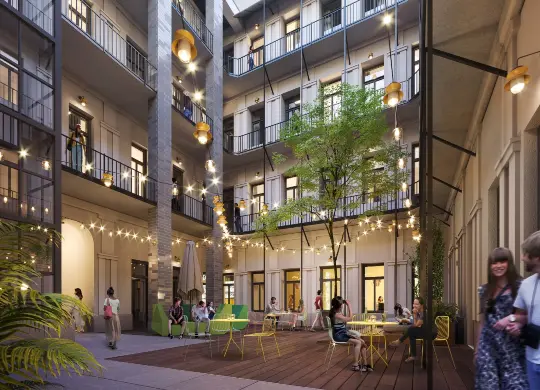 Auf Klassenfahrt mit HEROLÉ: a&o Budapest City Ansicht Innenhof