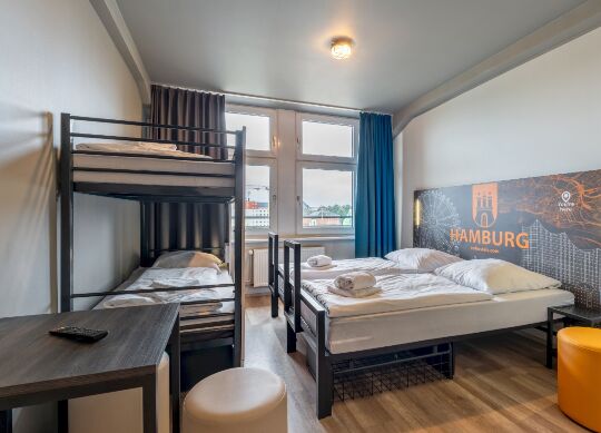 Auf Klassenfahrt mit HEROLÉ: Mehrbettzimmerbeispiel im a&o Hamburg Hauptbahnhof
