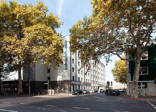 Auf Klassenfahrt mit HEROLÉ: a&o Ostend in Frankfurt