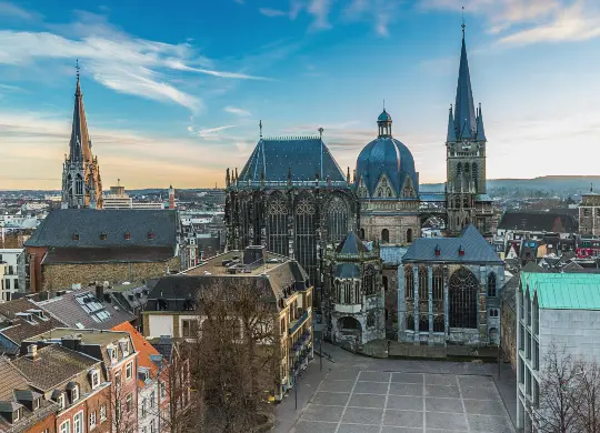 Auf Klassenfahrt mit HEROL&Eacute;: Aachen