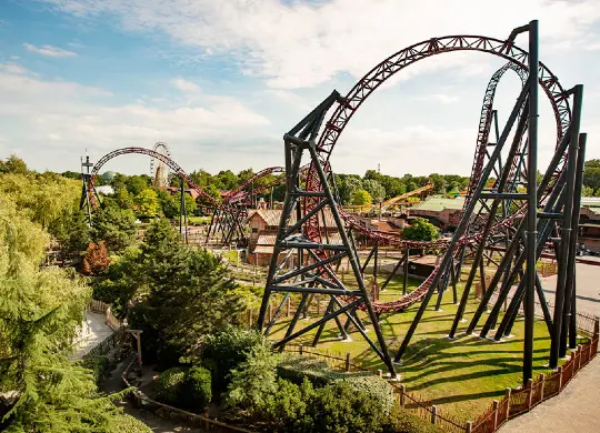 Auf Klassenfahrt mit HEROLÉ: Achterbahn Gold Rush im Freizeitpark Slagharen bei Zwolle