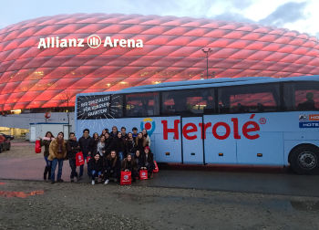 Allianz Arena in München Auf Klassenfahrt mit HEROLÉ: Besuchen Sie mit Ihren Schülern die Allianz Arena in München