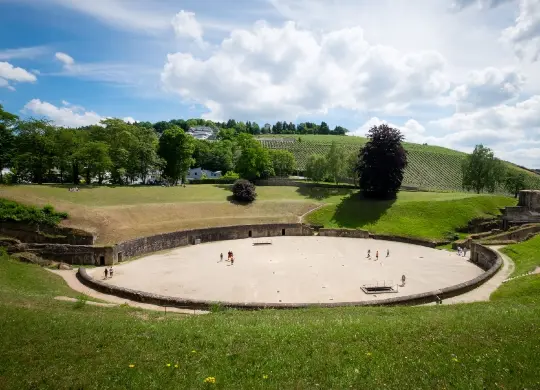 Auf Klassenfahrt mit HEROLÉ: Amphitheater Trier Eifel