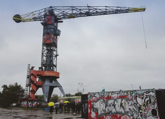 Auf Klassenfahrt mit HEROLÉ: Unsere BNE Stadtführung durch Amsterdam Noord.