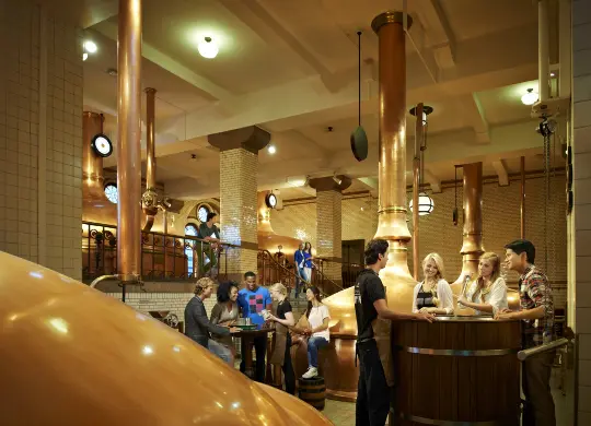 Auf Klassenfahrt mit HEROLÉ: Brauerei der Heineken Experience in Amsterdam