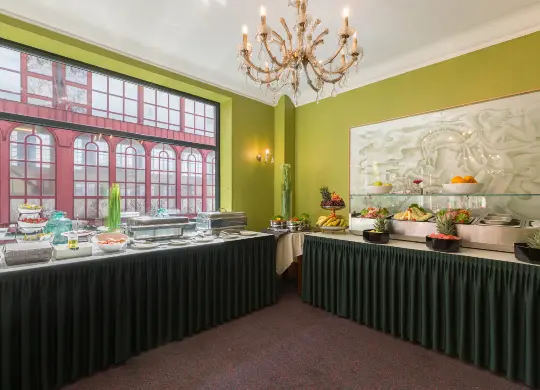 Auf Klassenfahrt mit HEROLÉ: Frühstücksbuffet im a&o Antwerpen Centraal