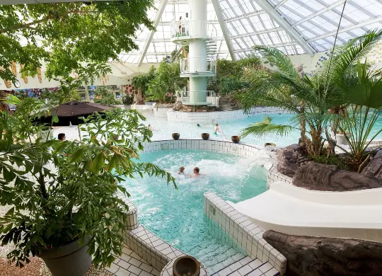 Auf Klassenfahrt mit HEROLÉ: Badeparadies im Center Parcs Zandvoort