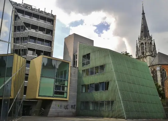 Auf Klassenfahrt mit HEROLÉ: Architektur in Aachen