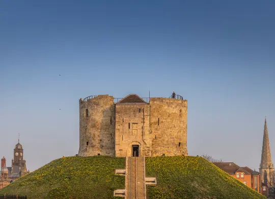 Auf Klassenfahrt mit HEROLÉ: Clifford's Tower York