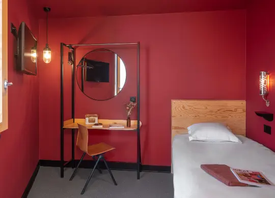 Auf Klassenfahrt mit HEROLÉ: Einzelzimmer im Eklo Hotel in Lyon