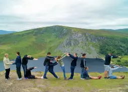 Schüler bei einem Ausflug in die Wicklow Mountains Auf Klassenfahrt mit HEROLÉ: Ein Ausflug in die Wicklow Mountains darf bei einer Klassenfahrt nach Dublin nicht fehlen