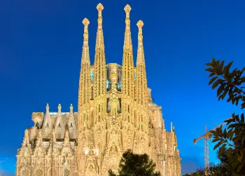 Sagrada Familia in Barcelona Auf Klassenfahrt mit HEROLÉ: Blick auf die Sagrada Familia in Barcelona