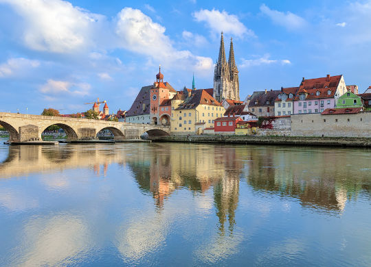 Regensburg in den bayerischen Wald Auf Klassenfahrt mit HEROLÉ: Regensburg in den bayerischen Wald.