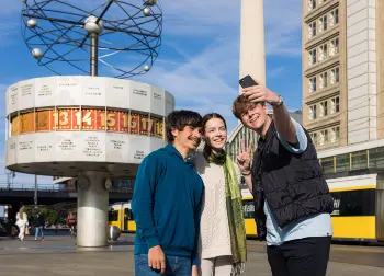 Auf Klassenfahrt mit HEROL&Eacute;: Berlin