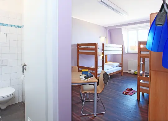 Auf Klassenfahrt mit HEROLÉ: Industriepalast Hostel in Berlin.