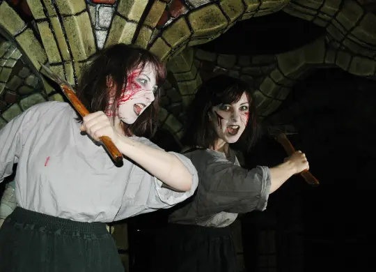 Auf Klassenfahrt mit HEROLÉ: Dungeon in Edinburgh.