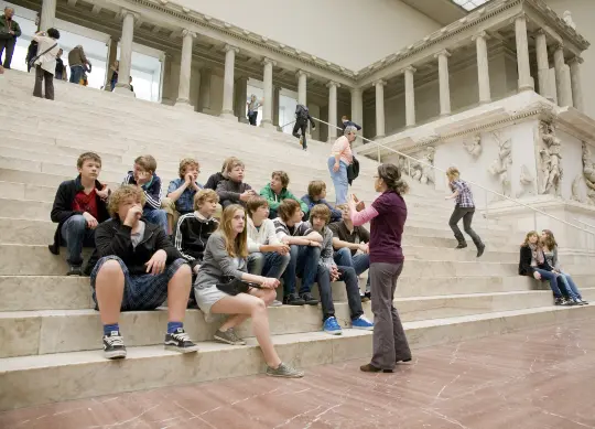 Auf Klassenfahrt mit HEROLÉ: Pergamonmuseum in Berlin.