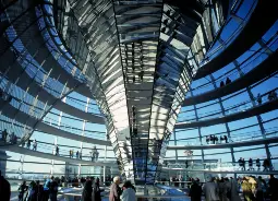 Auf Klassenfahrt mit HEROLÉ: Reichstag in Berlin.