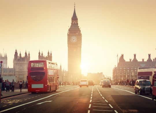 Blick auf den Big Ben in London Auf Klassenfahrt mit HEROLÉ: Genießen Sie den Blick auf den Big Ben in London.