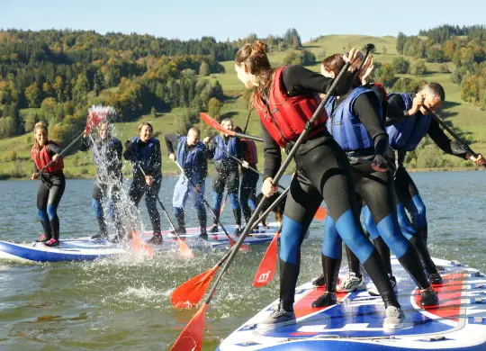Auf Klassenfahrt mit HEROLÉ: ca. 3h Big SUP Forgensee Allgäu